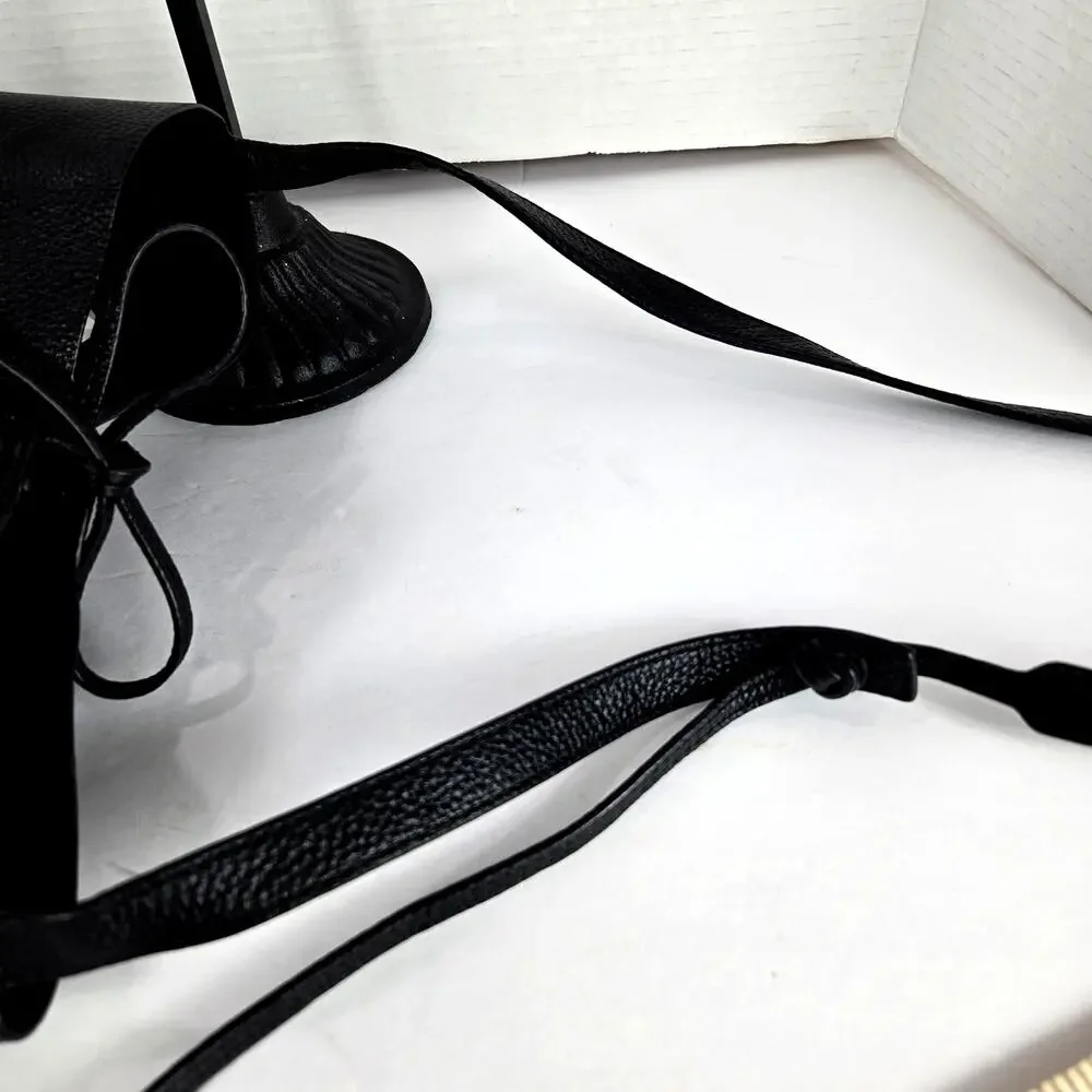 Michael Kors Junie Large‎ Leather Messenger Bag Tote *Small Flaw #858